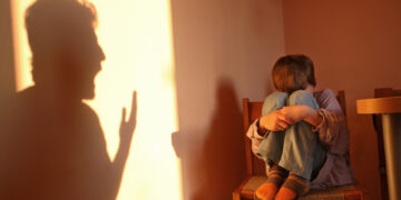 Este año se registraron más de 20 mil denuncias por maltrato físico y negligencia contra menores