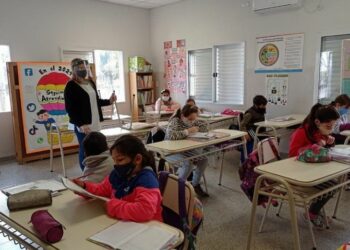 La matrícula escolar estatal tuvo una leve suba en 2021