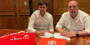 Alexander Medina fue presentado en Inter de Porto Alegre