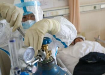 Ómicron podría reinfectar a las personas ya curadas de Covid-19