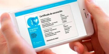 El Gobierno anunció la implementación del pase sanitario a partir del 1 de enero