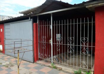 Detuvieron a la madre del niño abandonado en una vivienda