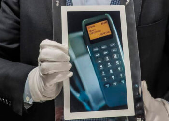 El primer mensaje de texto de la historia fue subastado en más de US$ 120.000