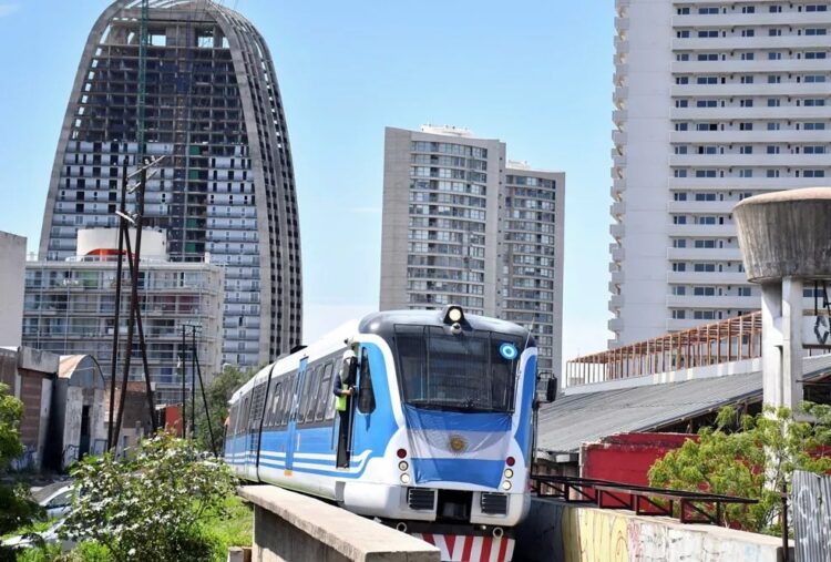El Tren Metropolitano inicia hoy su actividad regular