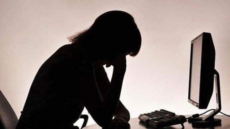 La violencia laboral se centra en mujeres y personas no binarias