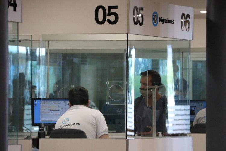 El Gobierno recordó requisitos vigentes para los argentinos que viajen al exterior
