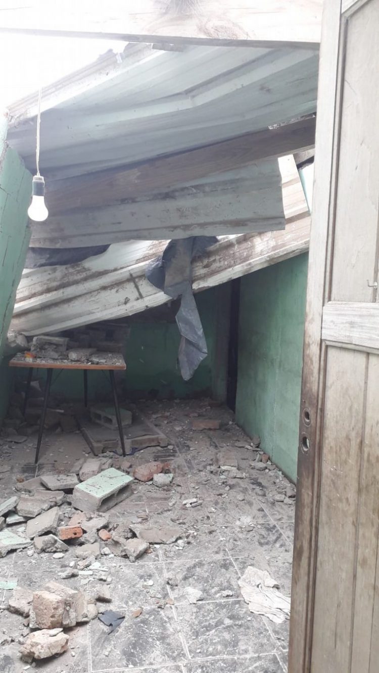 Descarriló un tren y provocó la destrucción de tres casas en Córdoba