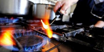 Las subas de tarifas, prepagas y escuelas pegarán en las familias