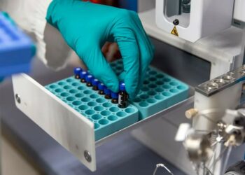 “Deltacron”, la variante que combina Delta y Ómicron detectada en Chipre