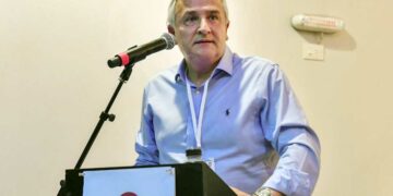 “No cuenten con el radicalismo” para acercar a Milei a Juntos por el Cambio