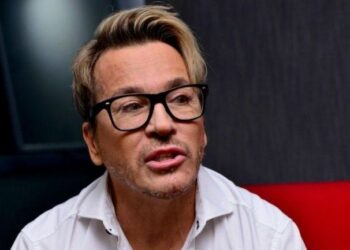 Guido Süller sufrió un accidente automovilístico: quienes lo chocaron se dieron a la fuga