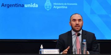 Guzmán aseguró que no habrá ajuste en el acuerdo con el FMI