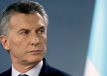 Denunciaron por espionaje ilegal a Macri ante la OIT