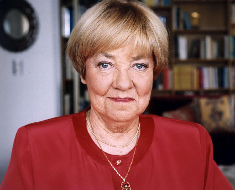 Se cumplieron 11 años de la muerte de María Elena Walsh