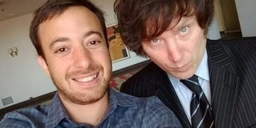 Milei ofrecerá una charla junto a Laje en el teatro Griego