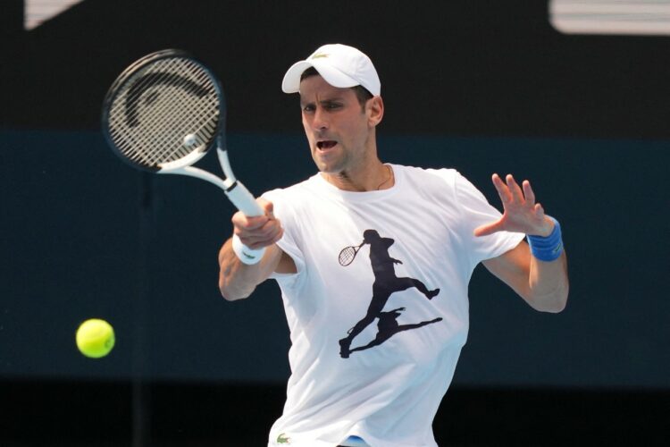 Investigan si Djokovic mintió en su declaración jurada para ingresar a Australia