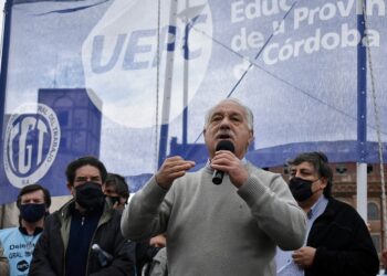 La Uepc advierte que Schiaretti carece de “vocación de diálogo”