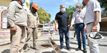 Miles de vecinos del Cerro de las Rosas tendrán conexión a la nueva red cloacal