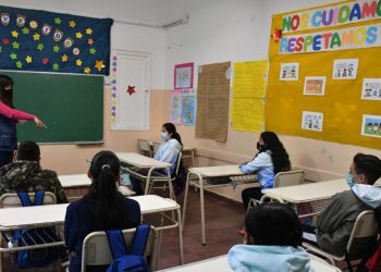 Buscan acelerar la vacunación para el regreso a las clases
