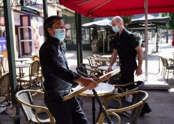 Críticas de gastronómicos por la aplicación del pase sanitario