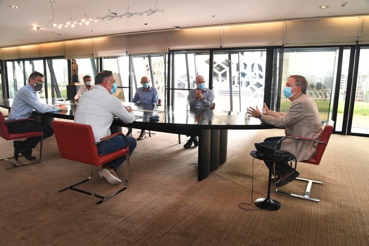 El Gobernador se reunió con directivos de Mabe