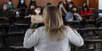 La UNC aún no define si pondrá en marcha el pase sanitario