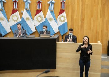 Sesiones legislativas en lengua de señas