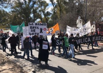 Agentes de la salud exigen una urgente apertura de la paritaria