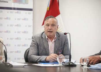 Accastello cuestionó la toma de deuda del macrismo y del kirchnerismo