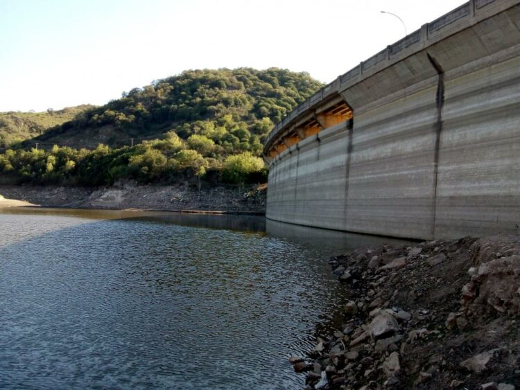 Alerta roja en Sierras Chicas por reiterados cortes de agua
