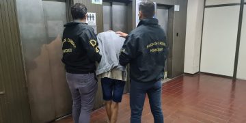 Detienen a un joven por disparar a su madre en la cabeza y provocar su muerte
