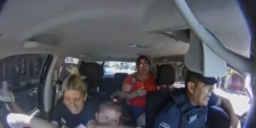 Tensión extrema: una oficial realizó maniobras de reanimación a una beba y le salvó la vida