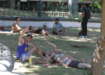 La ola de calor se extendió por toda la provincia con temperaturas extremas