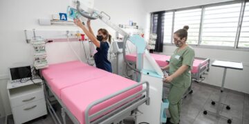 Del total de personas internadas por Covid-19, el 52% no está vacunado