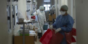 Los hospitales podrían verse afectados por la ausencia de trabajadores de limpieza