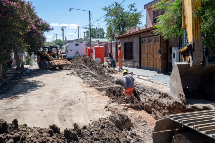 Aliviador cloacal en Villa Páez y Alberdi