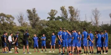 Brote de Covid-19: los contagiados en todos los planteles