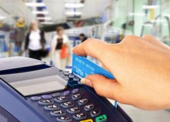 Actualizan montos mínimos para informar movimientos con débito