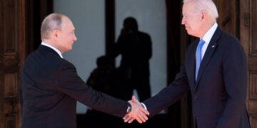 EE.UU. y Rusia se cruzan antes de su reunión