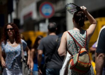 Cómo distinguir un golpe de calor del Covid-19