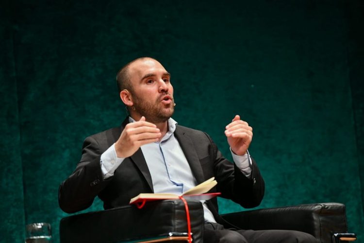 “Si el FMI empuja al país a una situación desestabilizante perderá legitimidad”