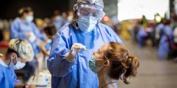 Salud reconoció la circulación comunitaria de la variante Ómicrom en el país