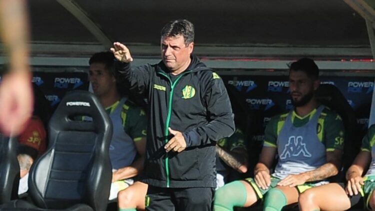 Ángel Guillermo Hoyos se acerca