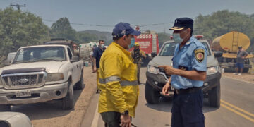 En el medio del calor, se desató un incendio forestal en San Marcos Sierras