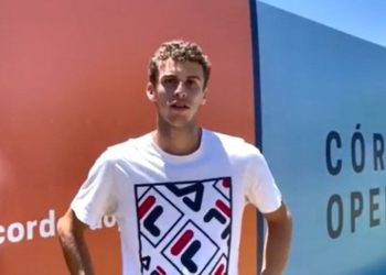 Cerúndolo se despide del Córdoba Open por un desgarro y no podrá defender el título