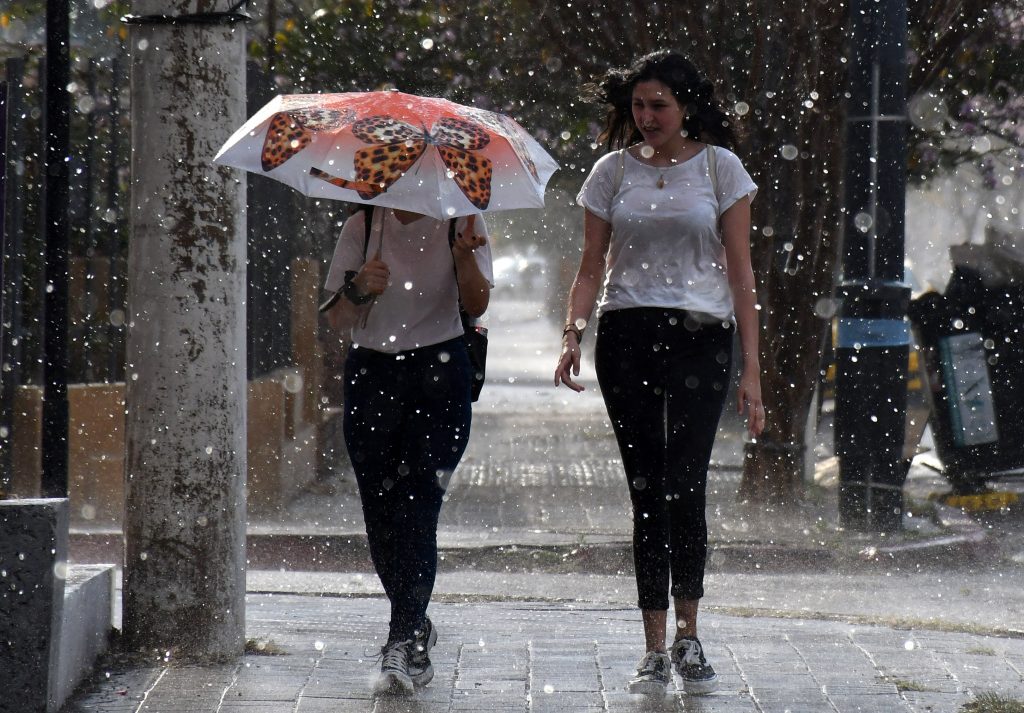 Advierten por tormentas y granizo en diferentes localidades de la provincia