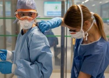 Médicos de guardia alertan por colapso y piden custodia policial