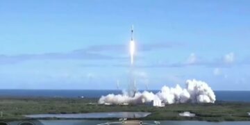 Así despegó el primer minisatélite argentino