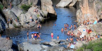 Un hombre se descompensó y falleció en el Nido del Águila