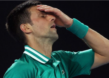 Si no se vacuna, Djokovic tampoco podrá participar del Roland Garros